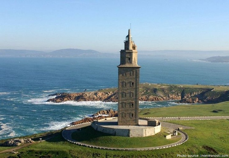 tower of hercules lighthouse