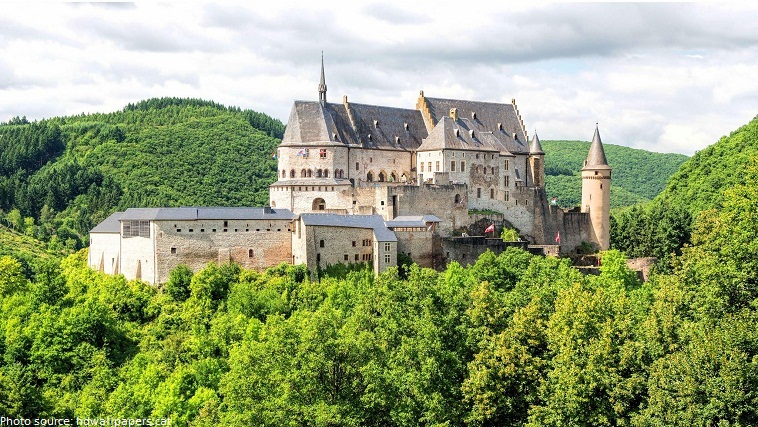vianden castle luxemburg