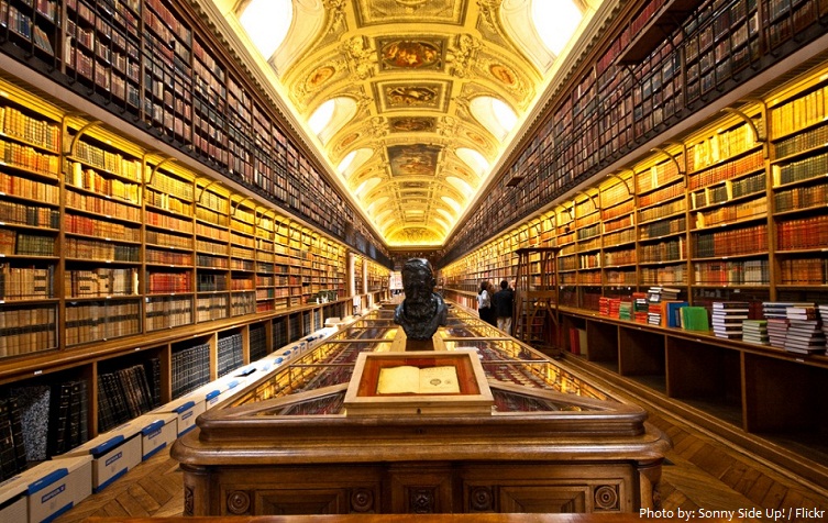 luxembourg palace library