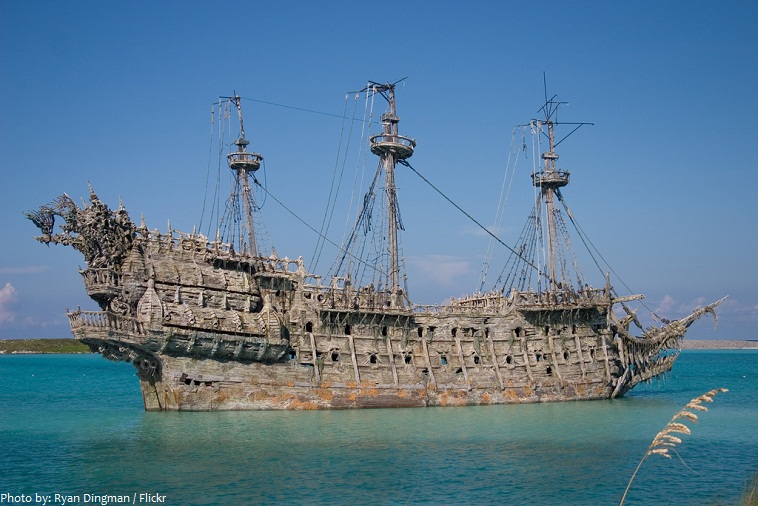 bahamas pirate ship
