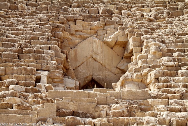 great pyramid of giza entrance