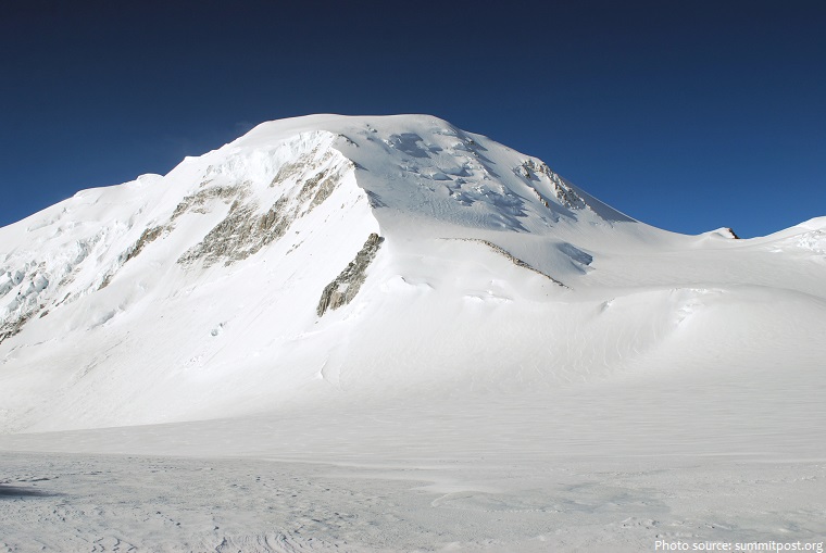 khüiten peak
