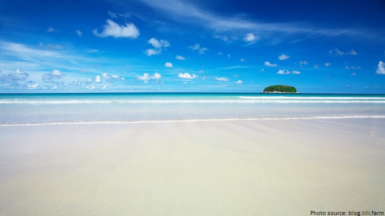 bali white sand beach