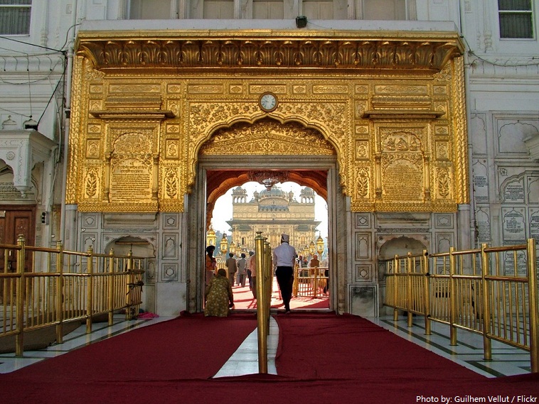 entrance to golden temple