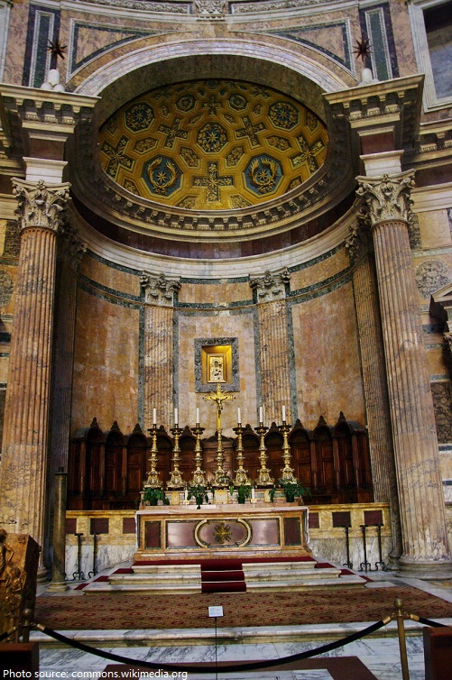 pantheon dome altar