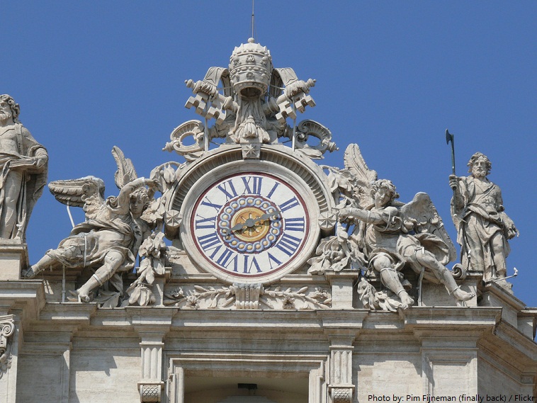 st. peter's basilica clock