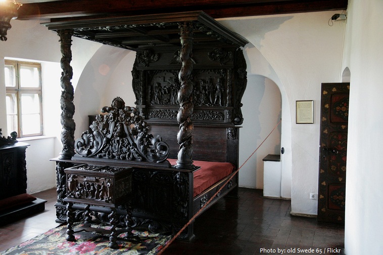 bran castle king's bedroom