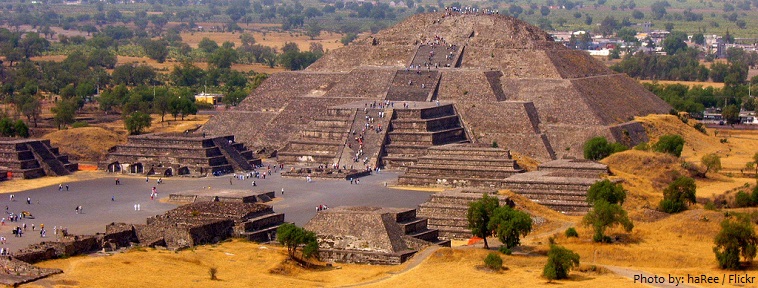 pyramid of the moon teotihuacan