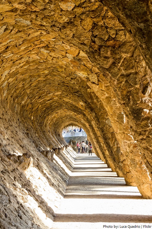 park guell portico