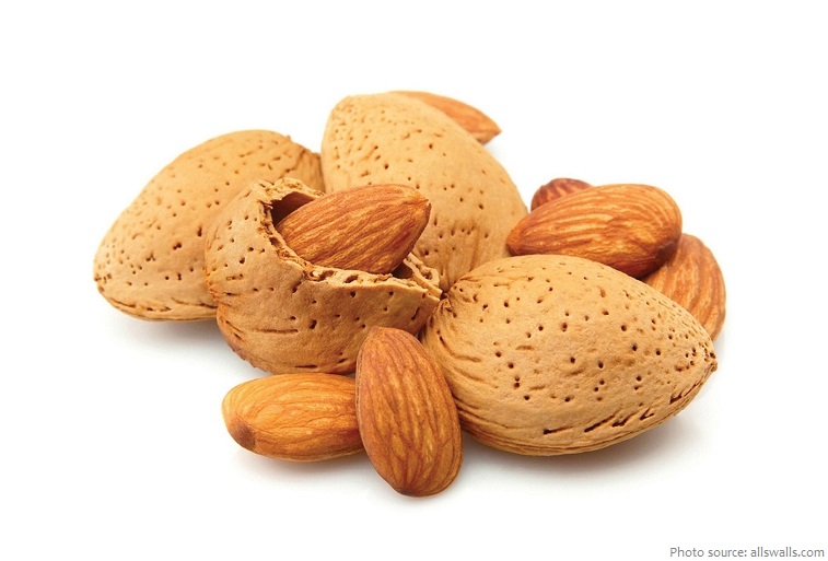 almonds hull and seeds