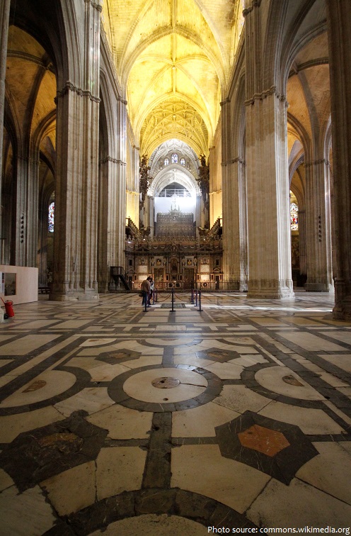 seville cathedral nave