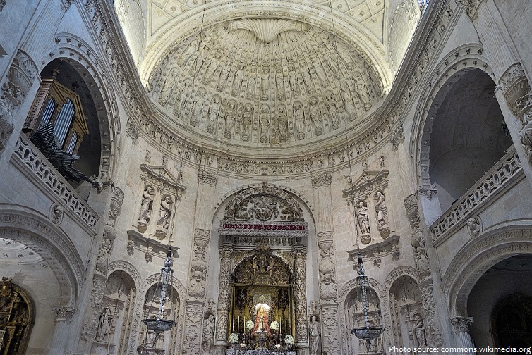 seville cathedral royal chapel