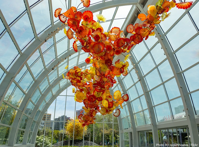 chihuly garden and glass